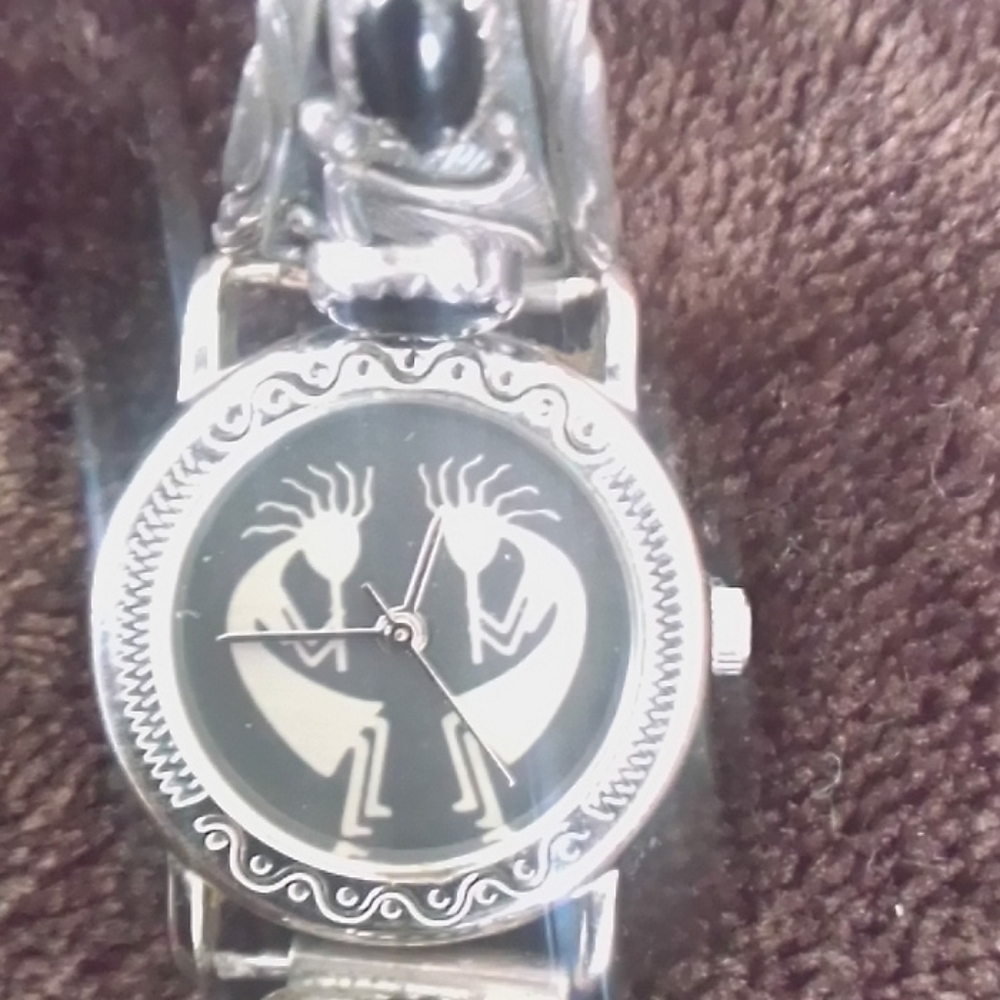 NAVAJO ONYX/ STERLING SILVER WATCH
